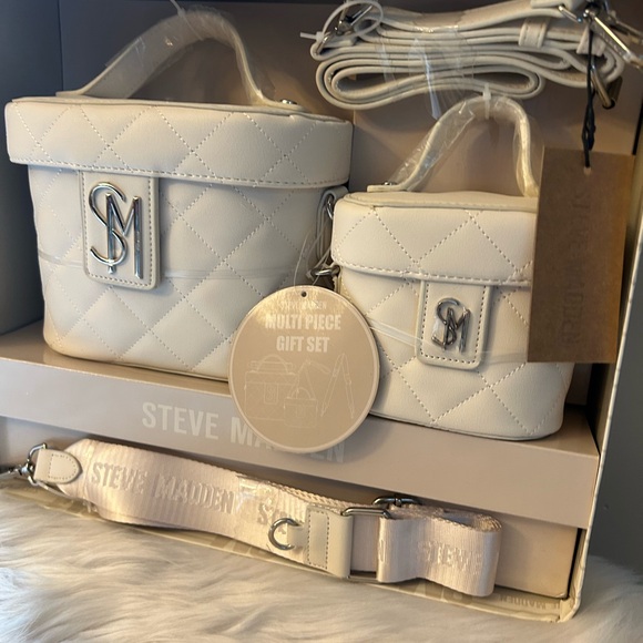 NIB Steve Madden (SMG 4700) Vanity Crossbody Gift Set - Limited Edition - Picture 4 of 12